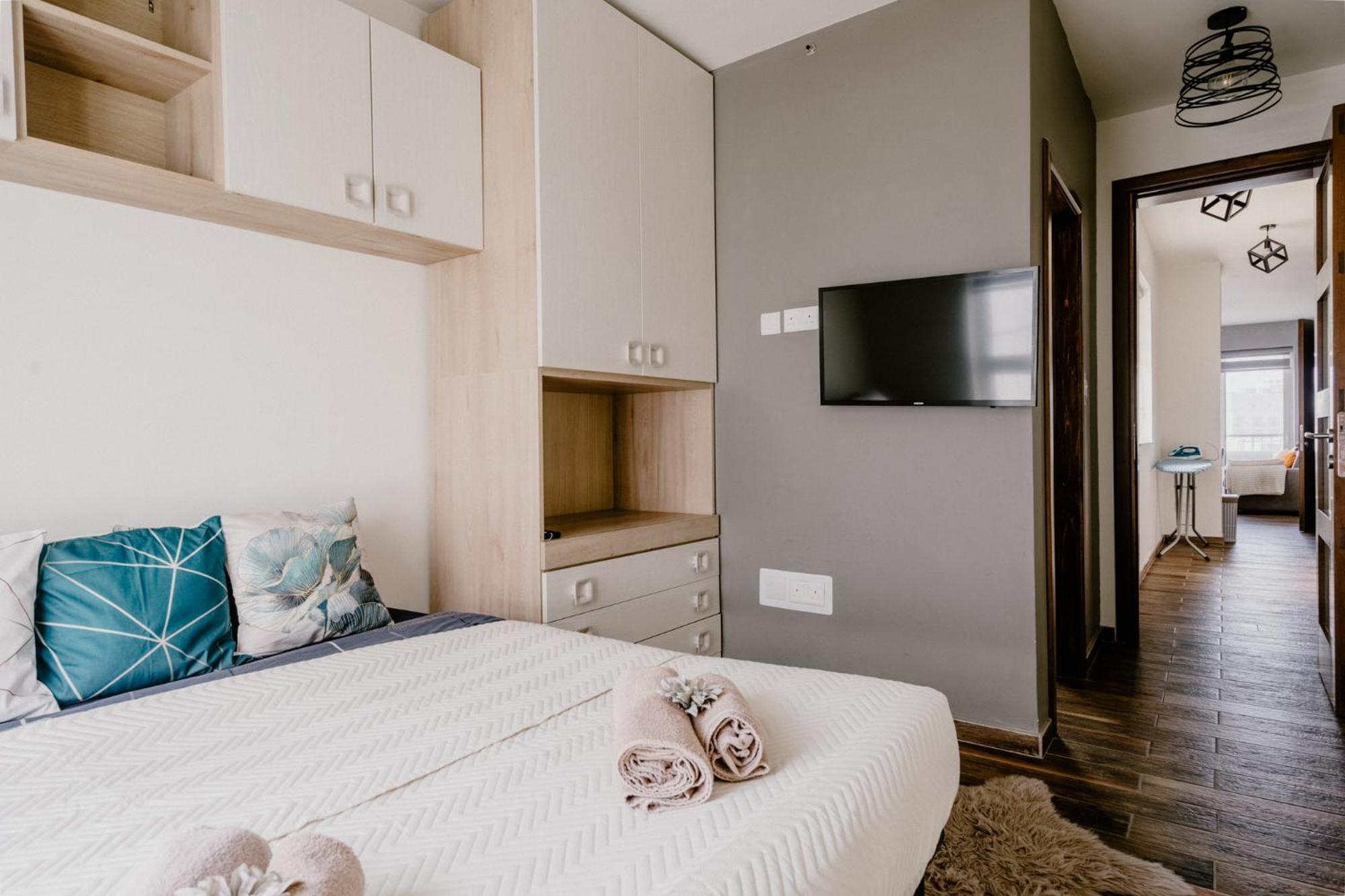 Апартаменти La88 Bayview Penthouse With Jacuzzi Сліма Екстер'єр фото