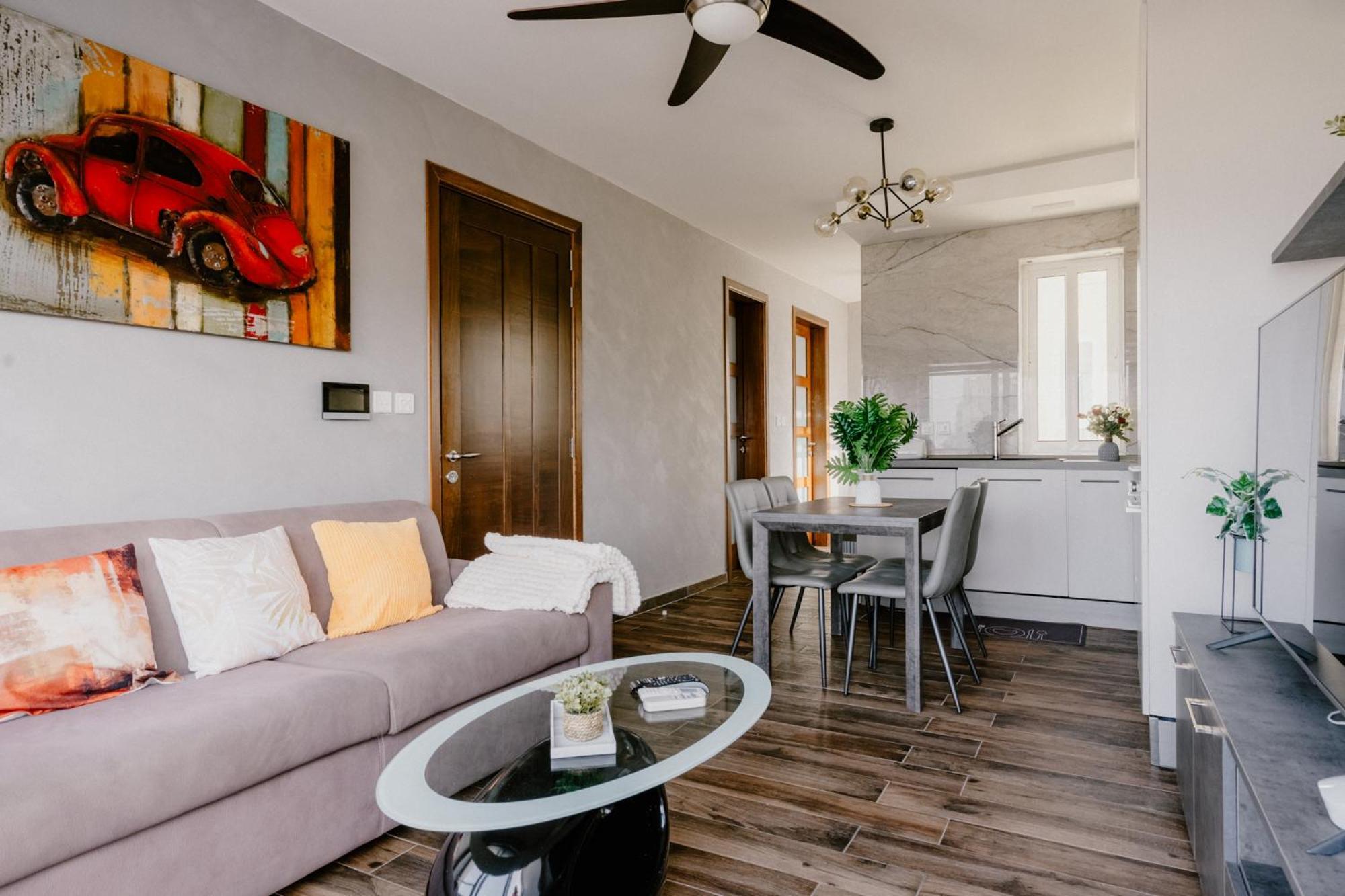 Апартаменти La88 Bayview Penthouse With Jacuzzi Сліма Екстер'єр фото