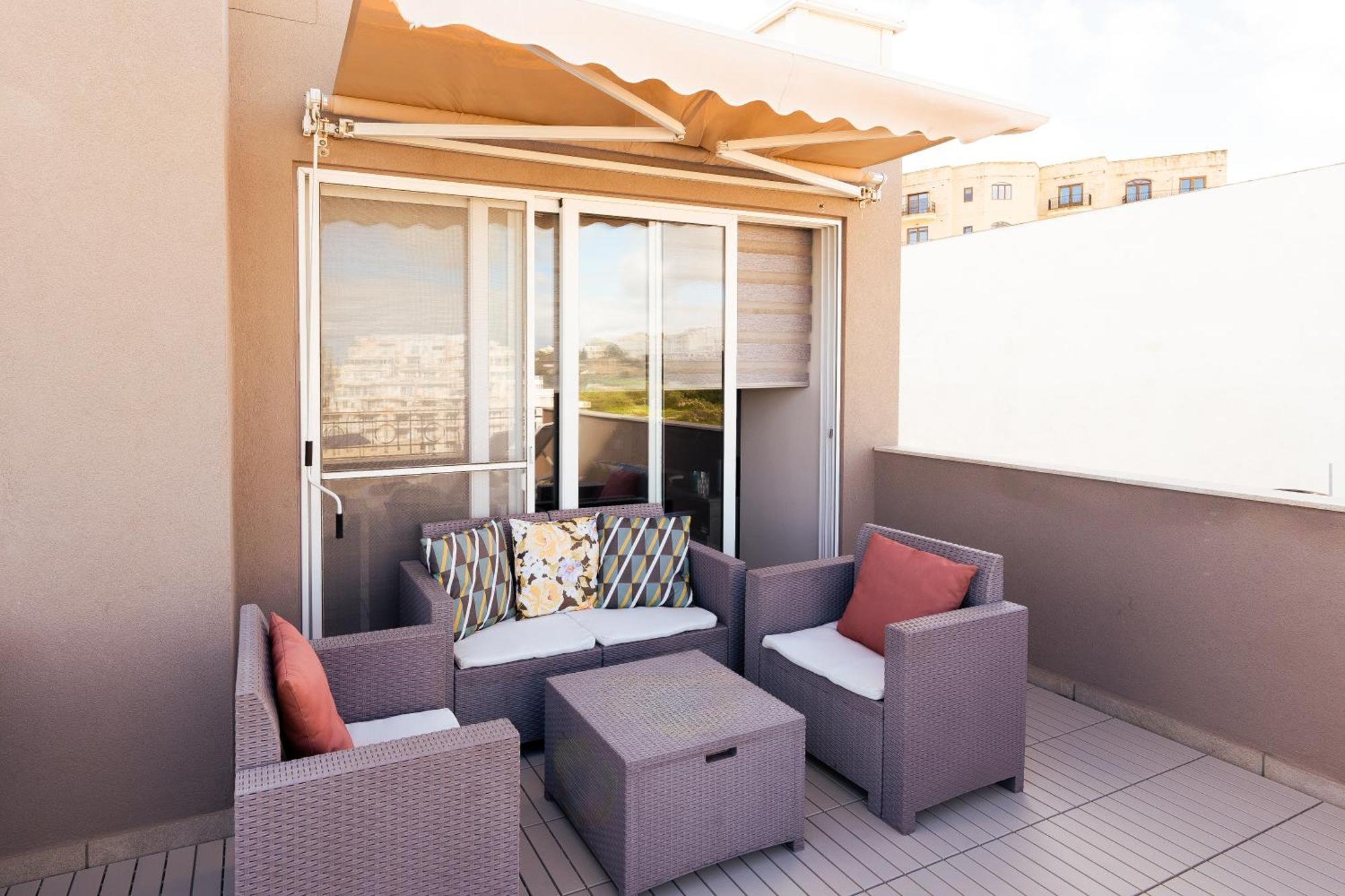 Апартаменти La88 Bayview Penthouse With Jacuzzi Сліма Екстер'єр фото